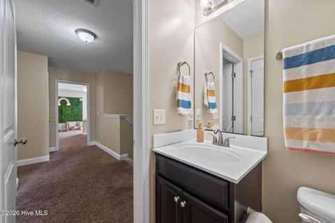 Tiny photo for 304 Bear Run, Maple Hill, NC 28454 (MLS # 100550574)