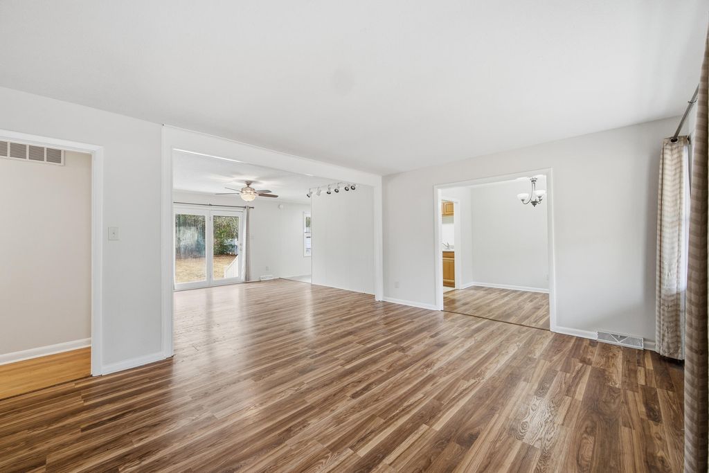 Photo of 14 Converse Drive, Aiken, SC 29803 (MLS # 551491)