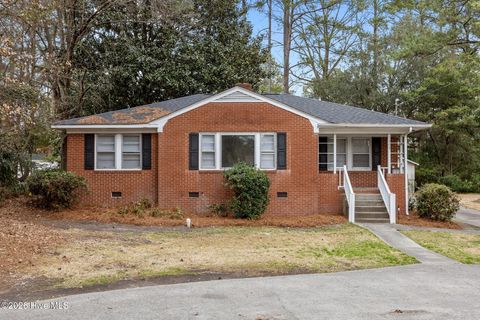Photo of 1509 SE Greenville Boulevard, Greenville, NC 27858 (MLS # 100557768)