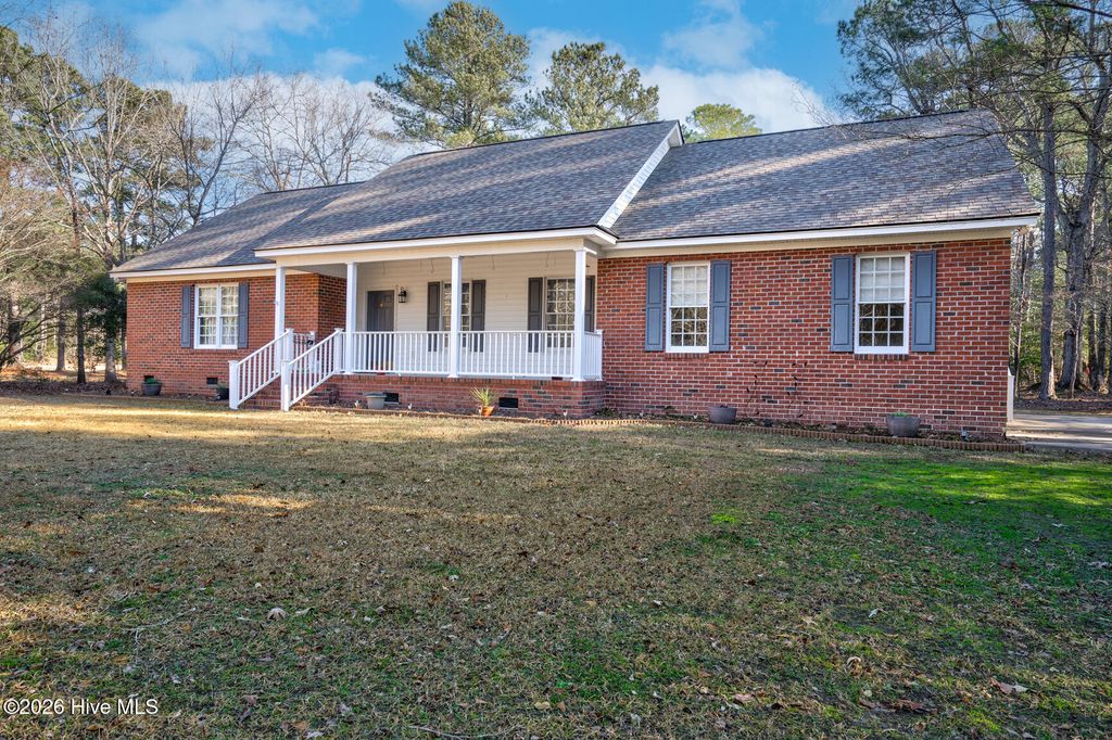 Photo of 31 Wright Drive, Elm City, NC 27822 (MLS # 100548946)