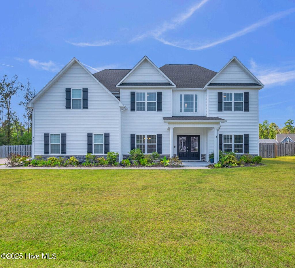 Photo of 403 Habersham Avenue, Rocky Point, NC 28457 (MLS # 100530270)