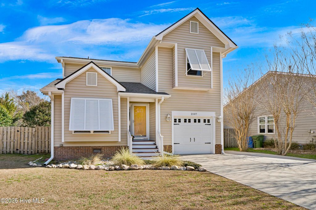 Photo of 2107 Wentworth Court, Wilmington, NC 28403 (MLS # 100551025)