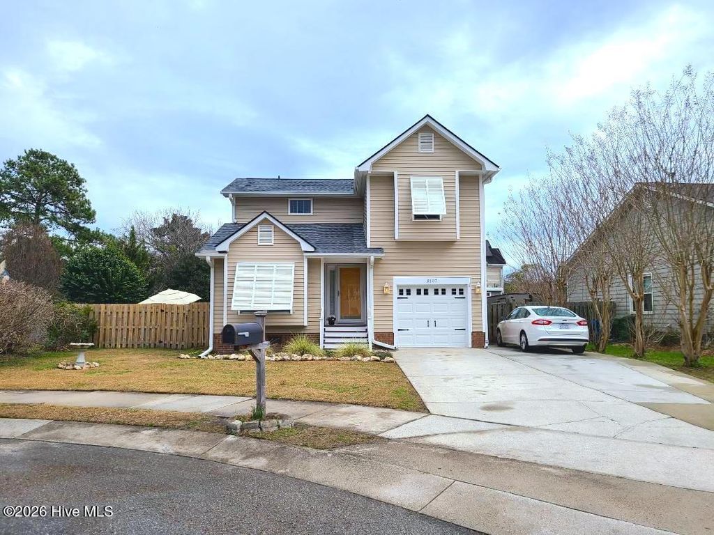 Photo of 2107 Wentworth Court, Wilmington, NC 28403 (MLS # 100551025)