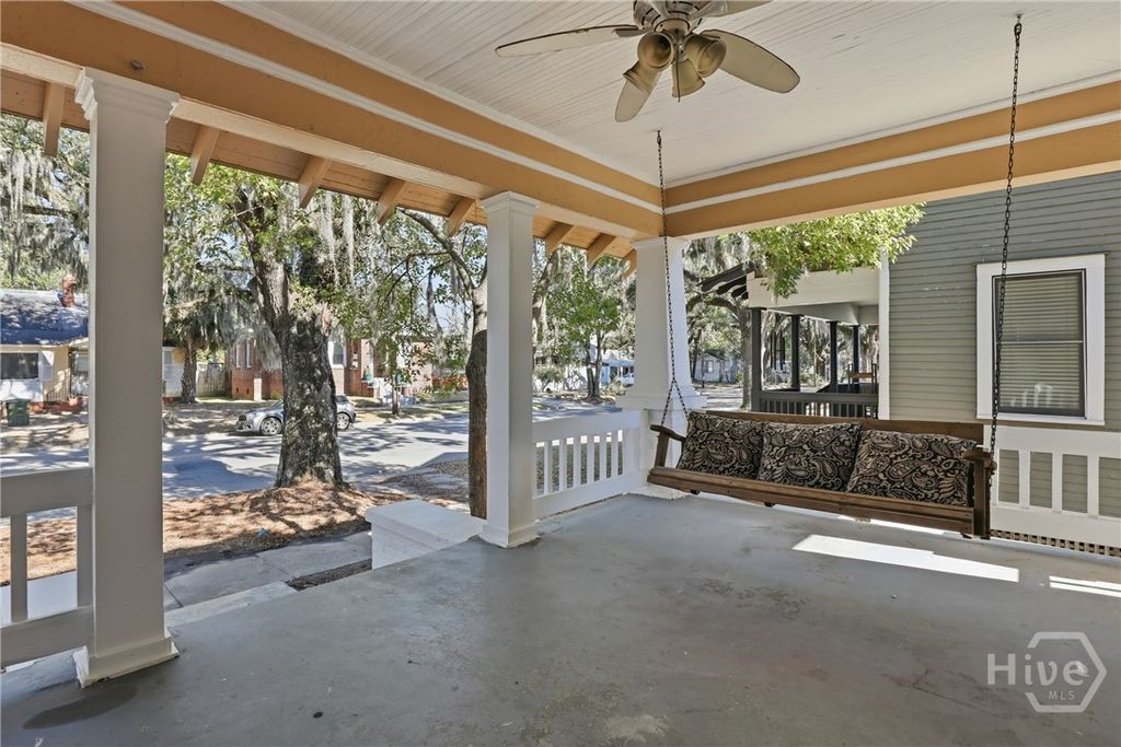 Photo of 647 E 37Th Street, Savannah, GA 31401 (MLS # SA346482)