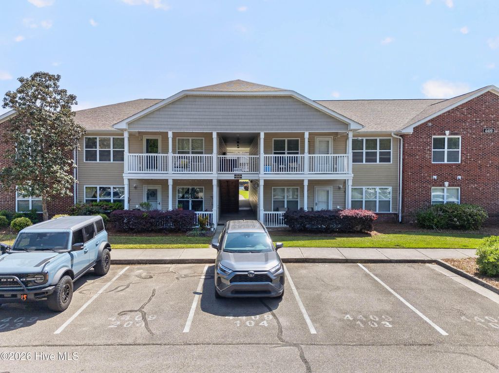 Photo of 4409 Jay Bird Circle #Unit 202, Wilmington, NC 28412 (MLS # 100569095)