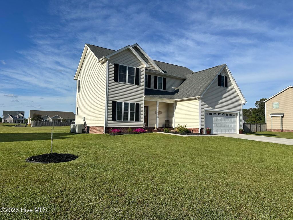 Photo of 503 Newhan Court, Hubert, NC 28539 (MLS # 100571983)