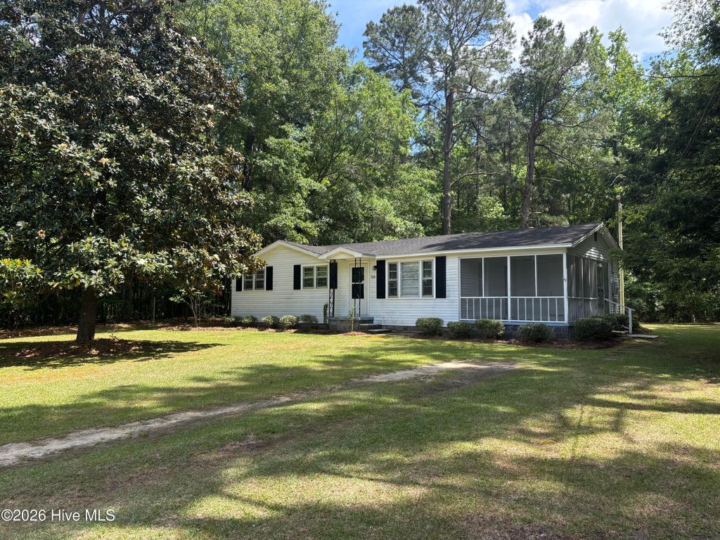 Photo of 728 Warrior Trail, Whiteville, NC 28472 (MLS # 100574521)