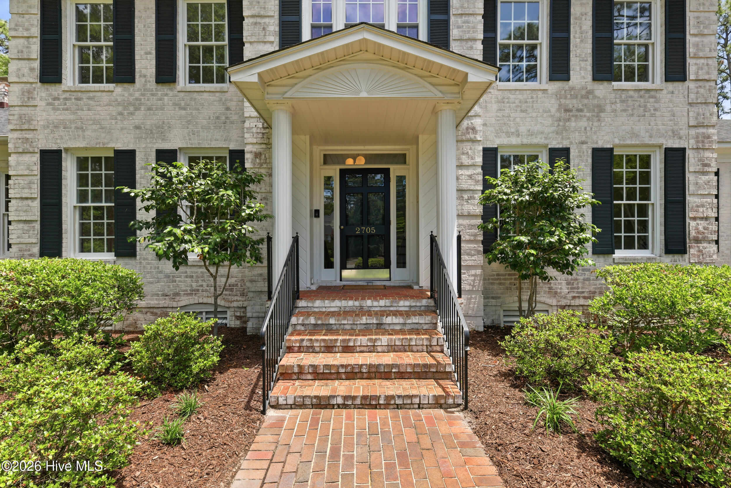 2705 Calvert Place