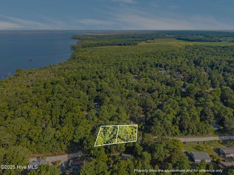 Vacant Land For Sale - Colonial Beach Road<br/> Jarvisburg, NC 27947