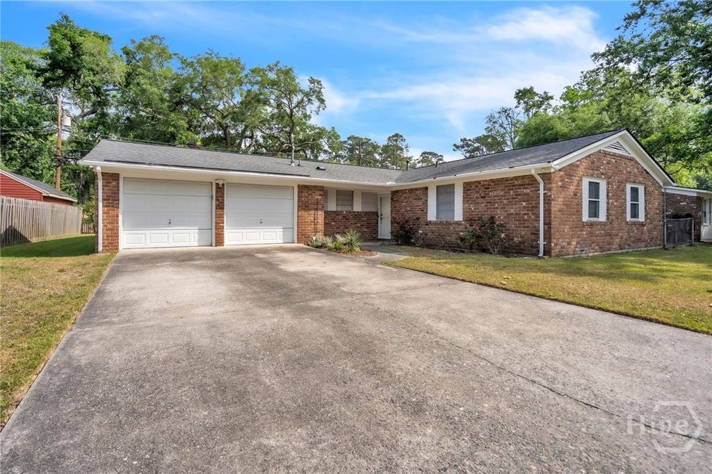 Photo of 412 Willow Road, Savannah, GA 31419 (MLS # SA353955)