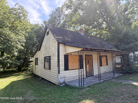 Homes For Sale - 1219 E Holly Street<br/> Rocky Mount, NC 27801