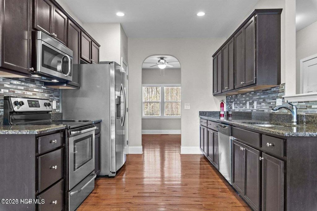 Photo of 290 Adams Circle, Pinehurst, NC 28374 (MLS # 100563162)