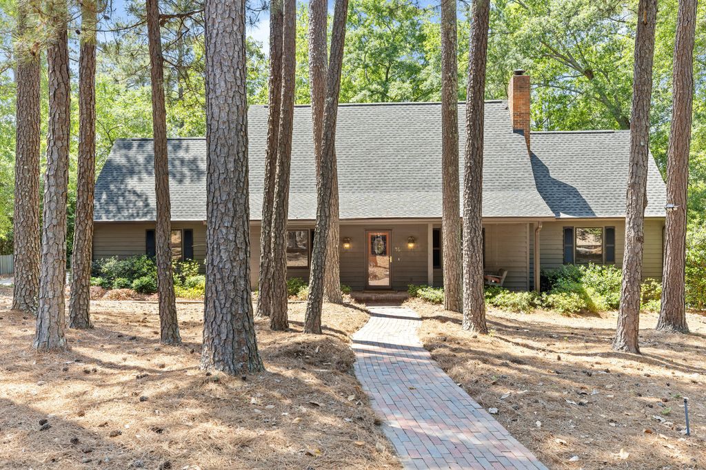 Photo of 46 Plantation Hills Drive, Evans, GA 30809 (MLS # 554895)