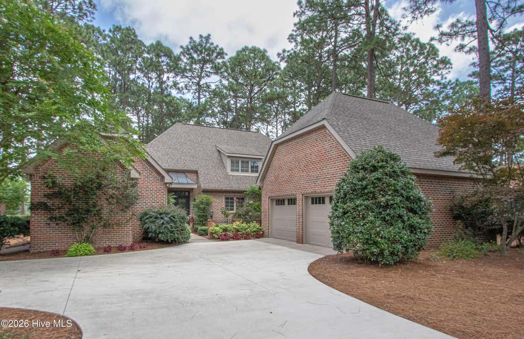 Photo of 185 Baltusrol Lane, Pinehurst, NC 28374 (MLS # 100593362)