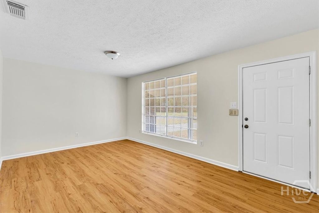 Photo of 21 Canterbury Circle, Savannah, GA 31419 (MLS # SA348180)