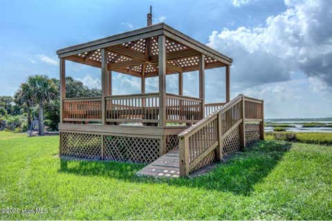 Tiny photo for 109 Sea Urchin Court, Surf City, NC 28445 (MLS # 100595518)
