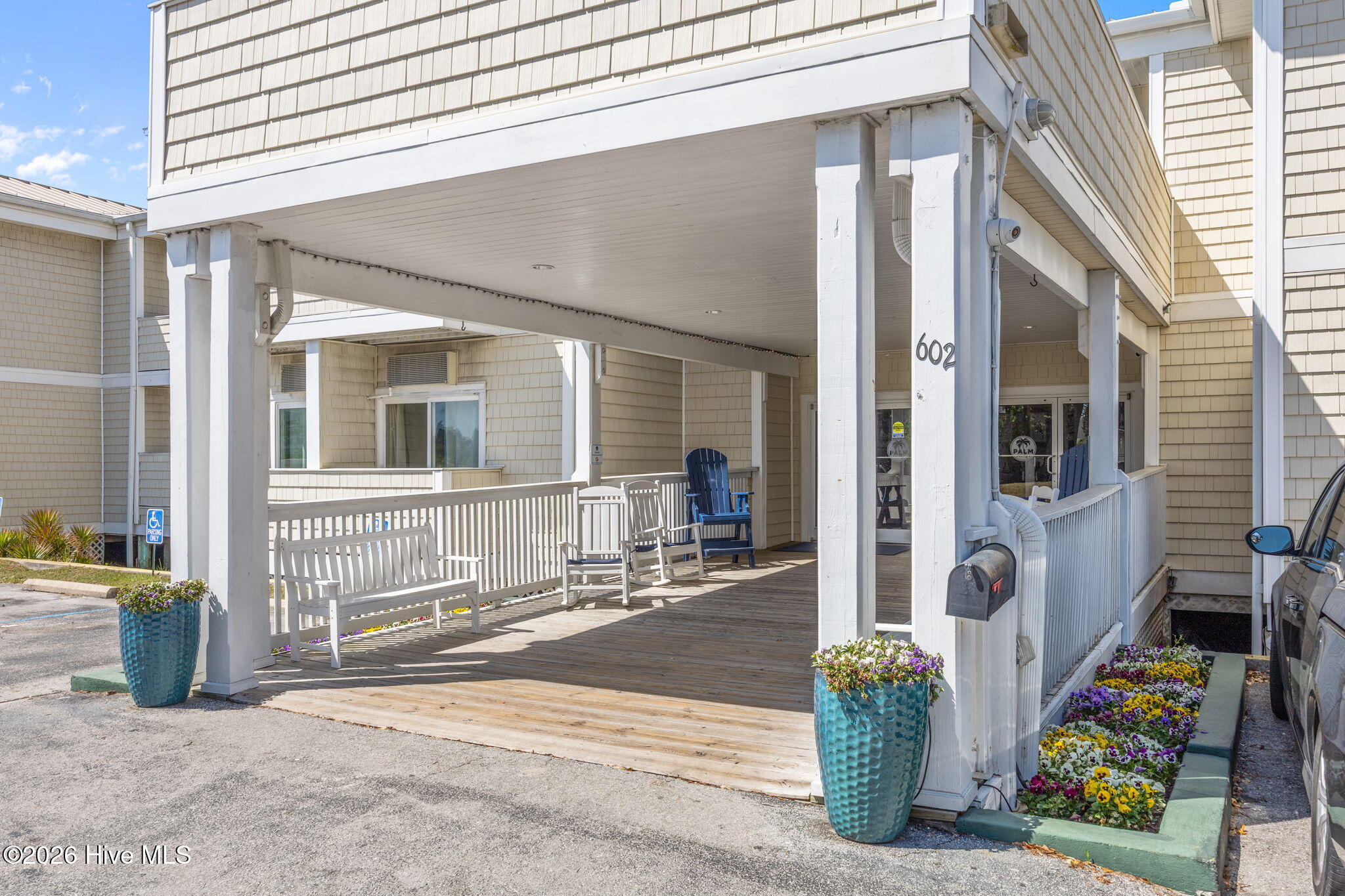 602 W Fort Macon Road 114