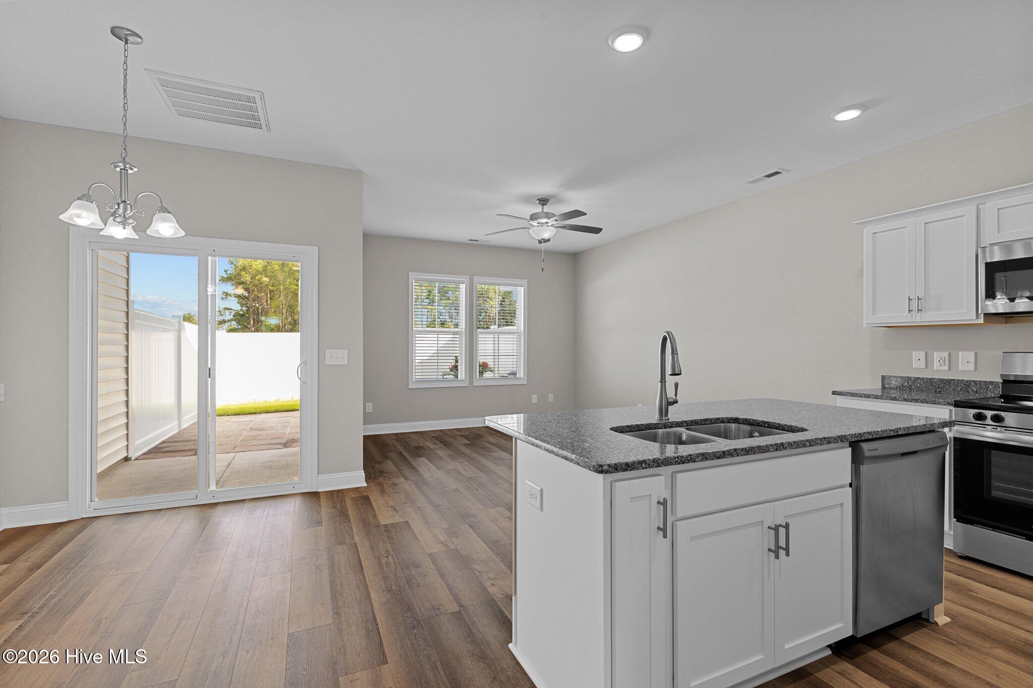 120 Bridge Point Circle 2c