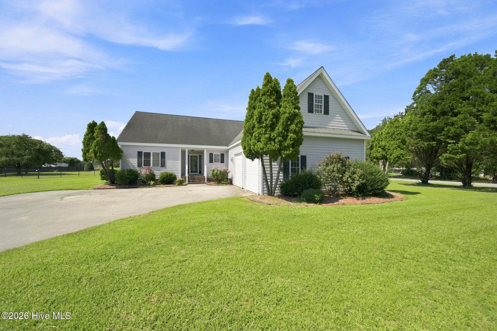 Photo of 1108 Greenmeade Court, Greenville, NC 27858 (MLS # 100599946)