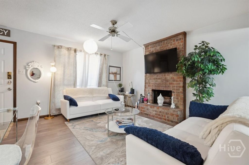 Photo of 2220 E Victory Drive #6, Savannah, GA 31404 (MLS # SA345586)