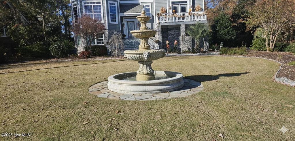 Photo of 257 Maple Creek Drive, Wallace, NC 28466 (MLS # 100544306)