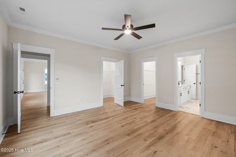 Tiny photo for 105 N Lloyd Street Street, Burgaw, NC 28425 (MLS # 100511694)