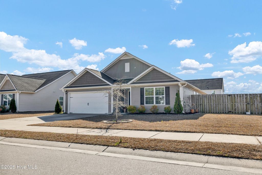 Photo of 7104 Cameron Trace Drive, Wilmington, NC 28411 (MLS # 100551706)