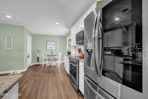 Tiny photo for 7104 Cameron Trace Drive, Wilmington, NC 28411 (MLS # 100551706)