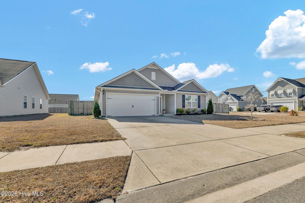 Photo of 7104 Cameron Trace Drive, Wilmington, NC 28411 (MLS # 100551706)