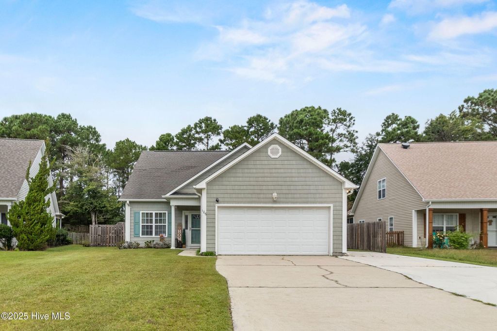 Photo of 106 Regan Court, Hampstead, NC 28443 (MLS # 100536590)