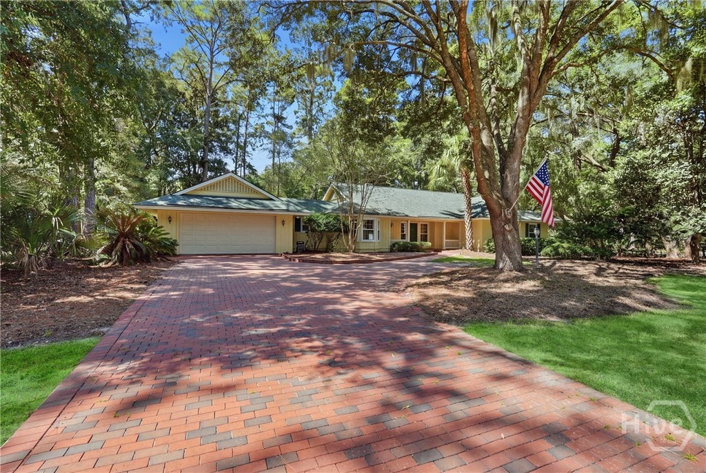Photo of 1 Waterford Lane, Savannah, GA 31411 (MLS # SA363860)