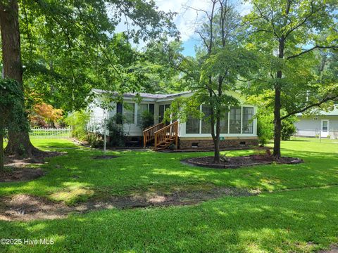 34 Dogwood Lane Blounts Creek NC 27814