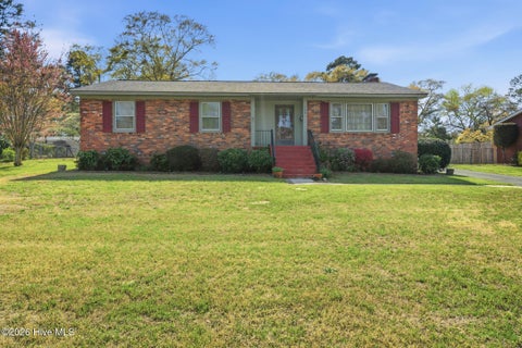 Homes For Sale - 104 Mcdonald Drive<br/> Rockingham, NC 28379