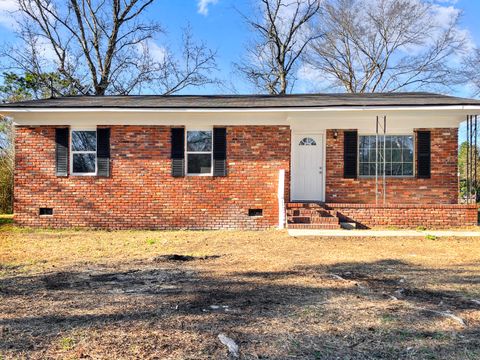 Homes For Sale - 306 Sandra Drive<br/> Johnston, SC 29832