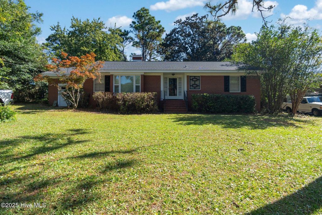 Photo of 131 Ridgeway Drive, Wilmington, NC 28409 (MLS # 100529012)