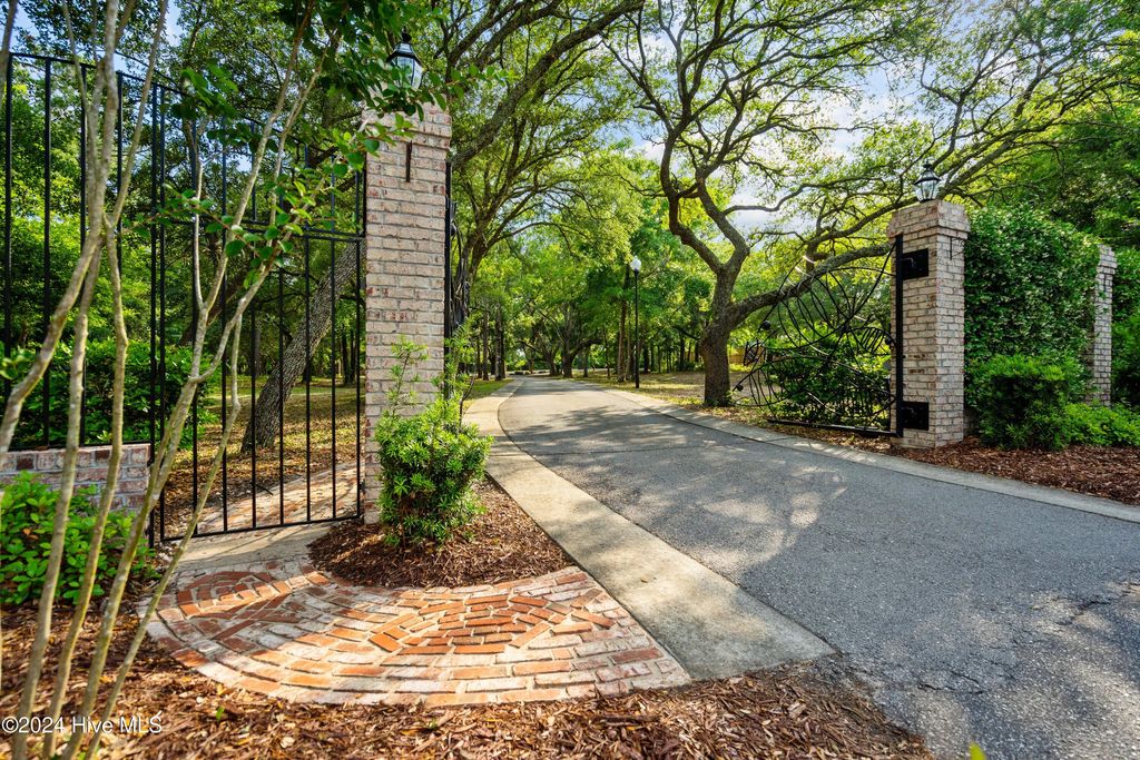 Photo of 450 Saucier Way, Wilmington, NC 28405 (MLS # 100550699)