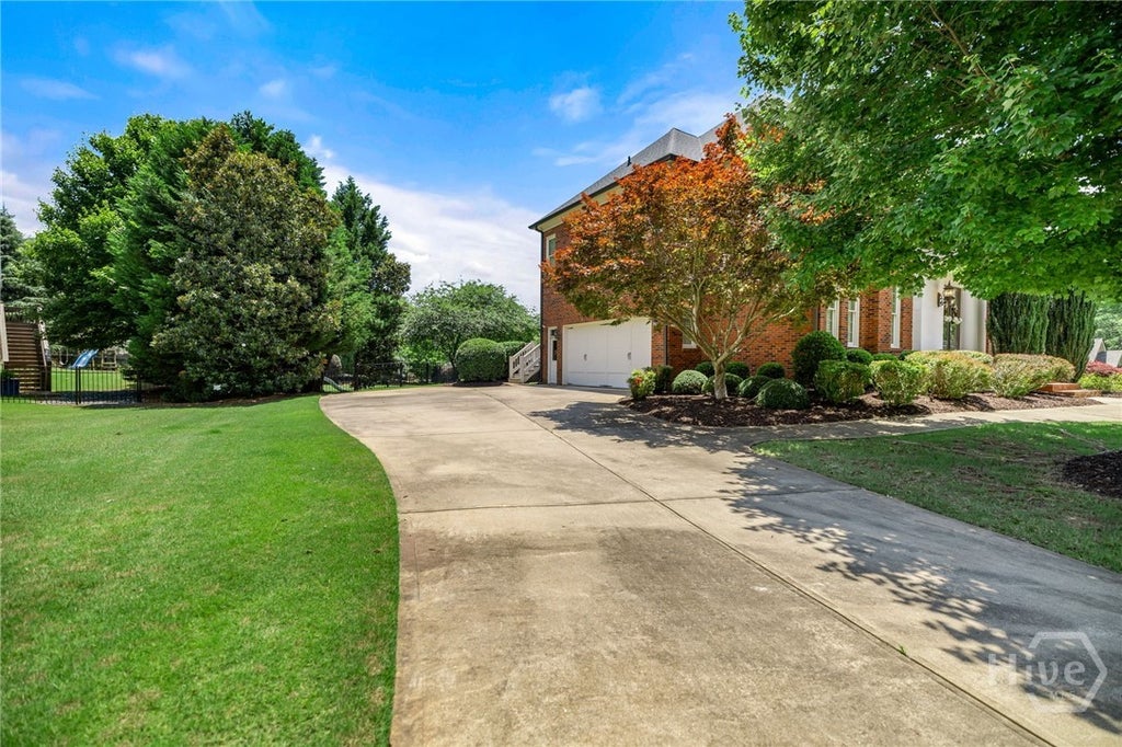 Photo of 1021 Oxford Way, Watkinsville, GA 30677 (MLS # CL365514)