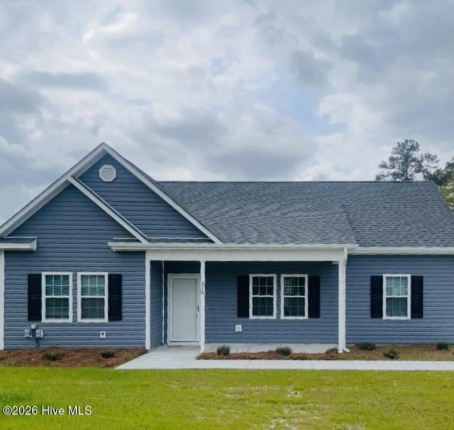 216 W Charity Road, Rose Hill, NC, 28458