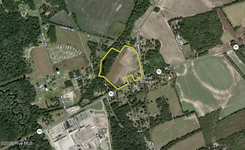 Photo of 2740 Nc 71 Highway, Maxton, NC 28364 (MLS # 100596565)