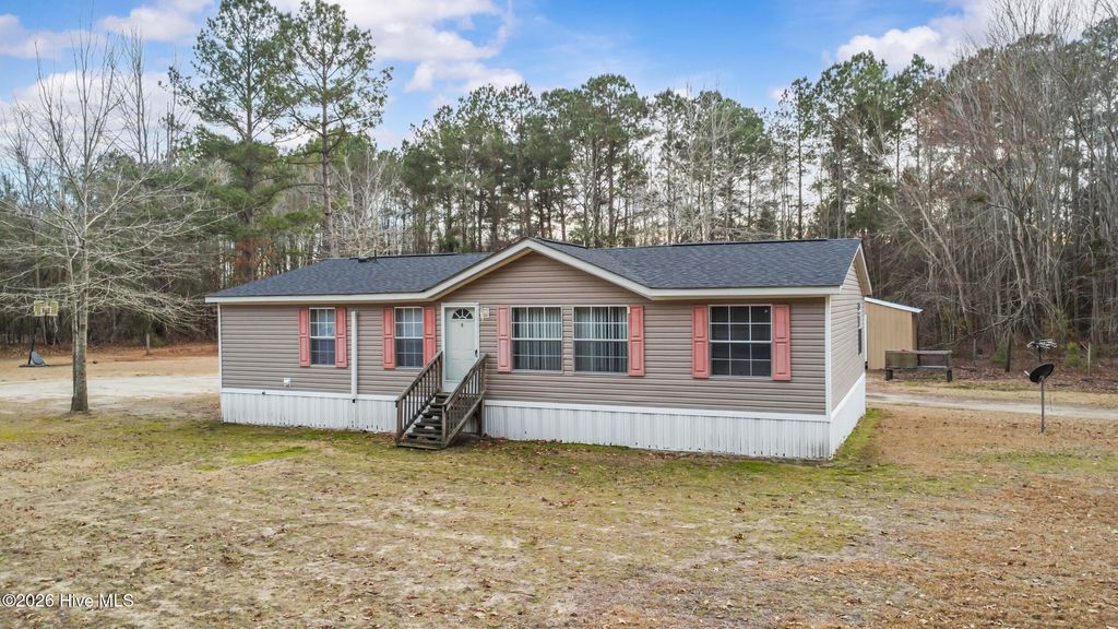 Photo of 415 Country Acres Road, Grifton, NC 28530 (MLS # 100555435)