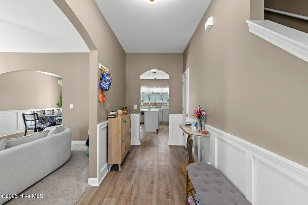 Photo of 709 W Warner Court, Hubert, NC 28539 (MLS # 100562382)