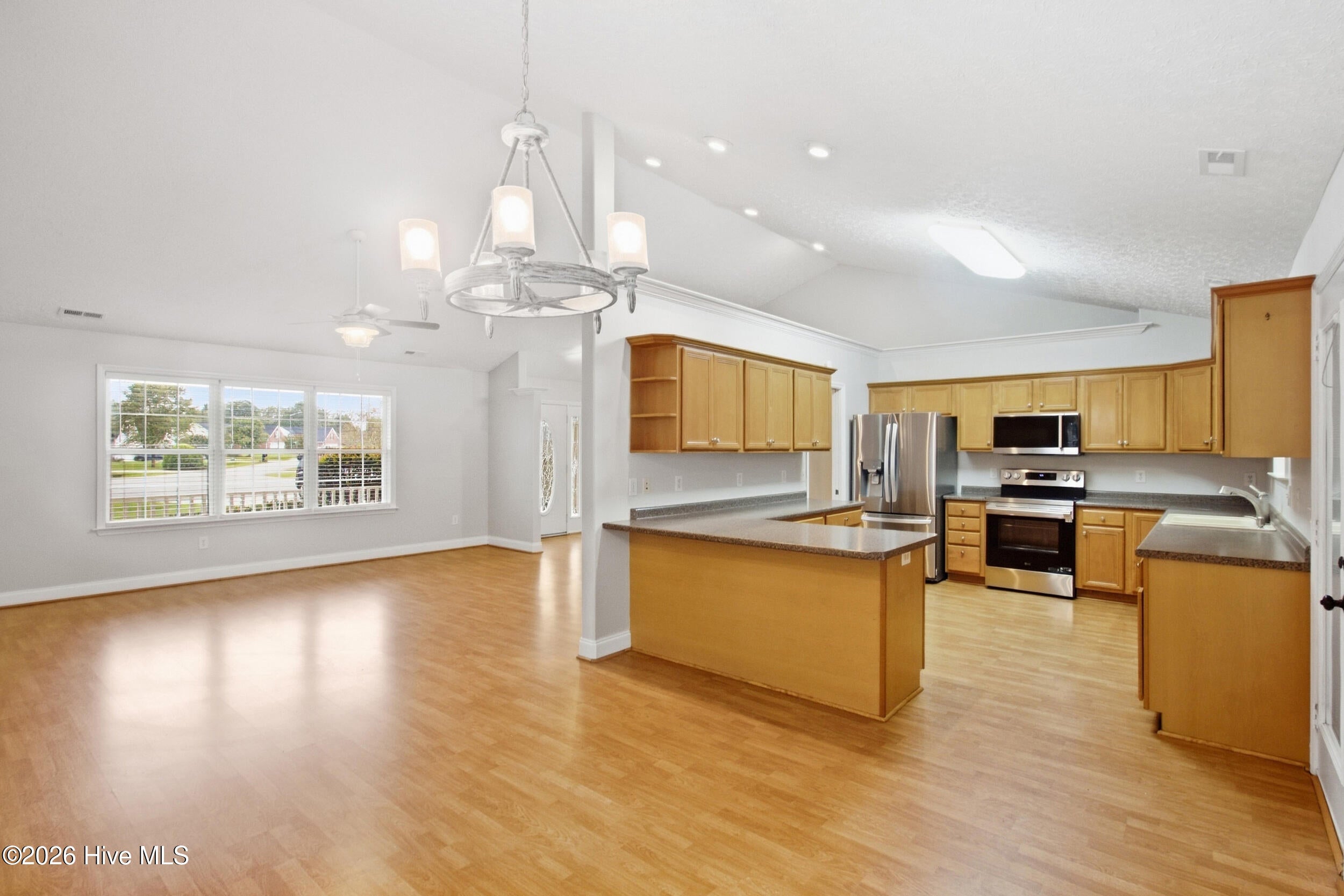 117 Clearbrook Way