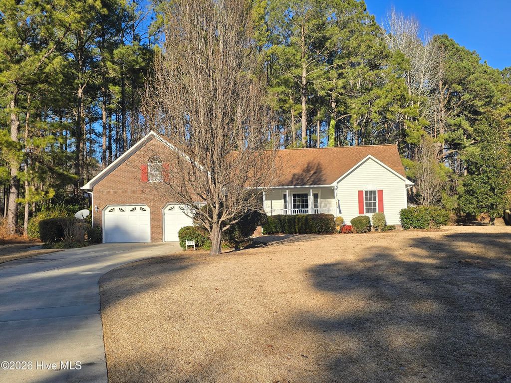 Photo of 205 Dobbs Spaight Road, New Bern, NC 28562 (MLS # 100555884)