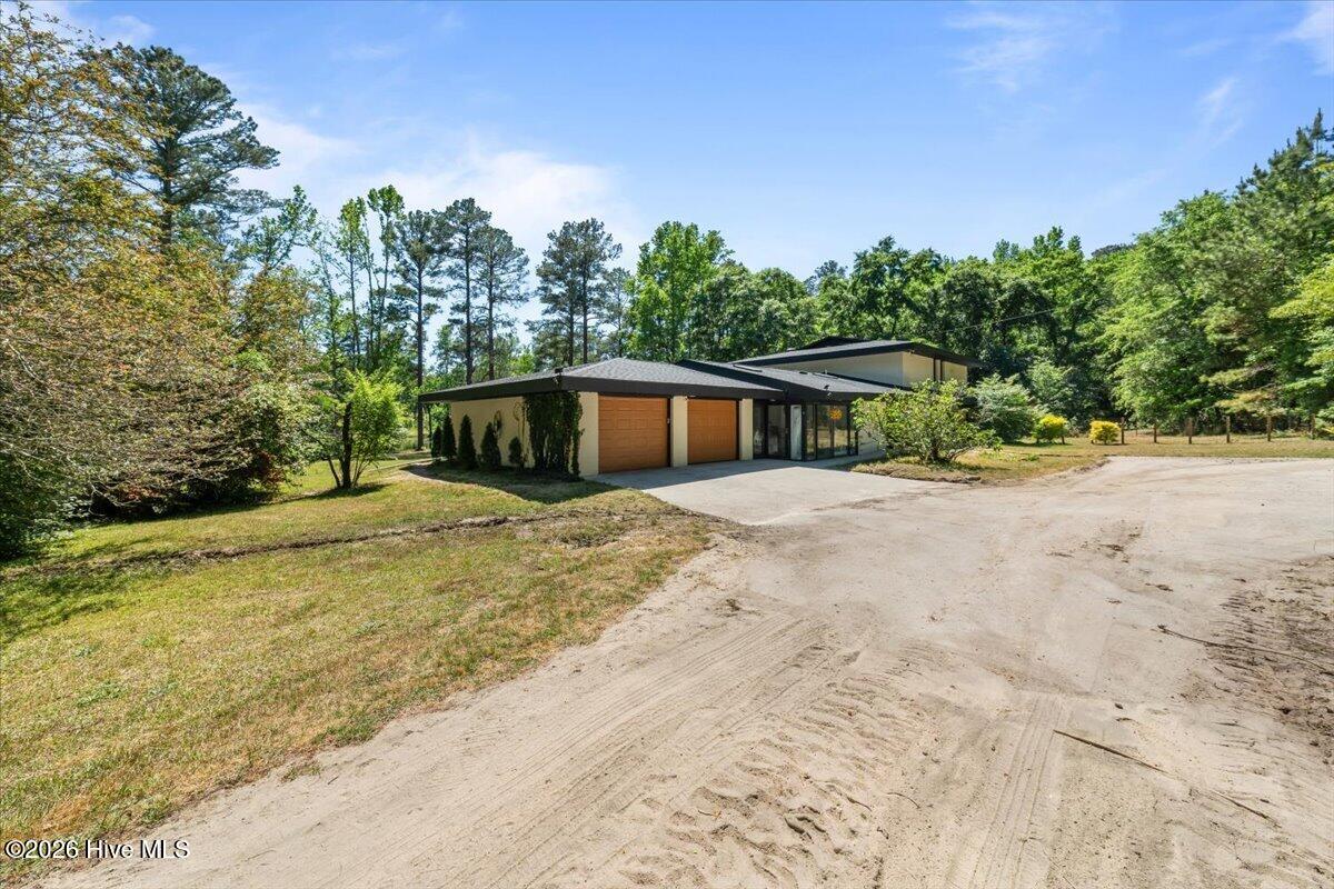 171 Dobbins Lane