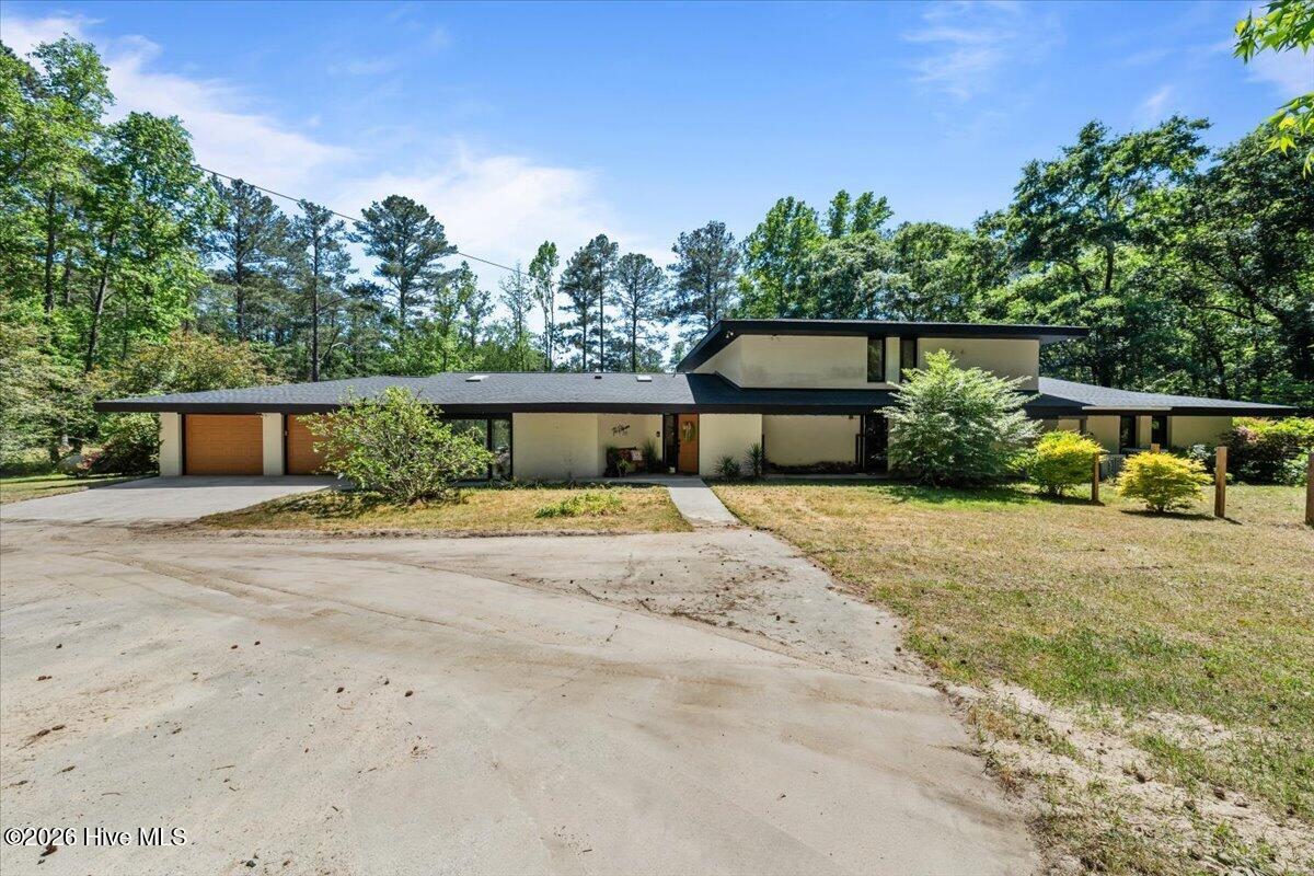 171 Dobbins Lane