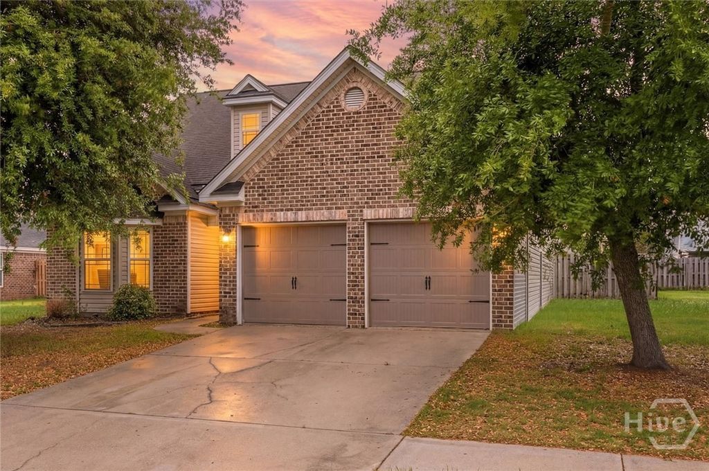 Photo of 25 Chestnut Oak Drive, Richmond Hill, GA 31324 (MLS # SA352357)