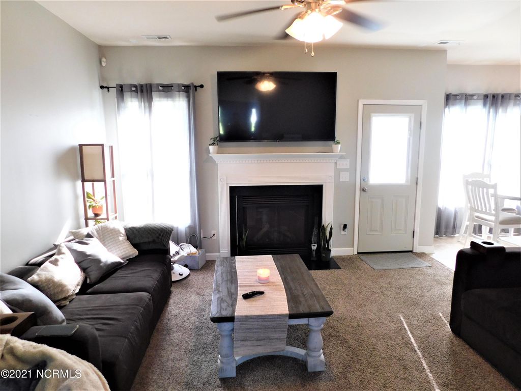 Photo of 153 Moonstone Court, Jacksonville, NC 28546 (MLS # 100571011)