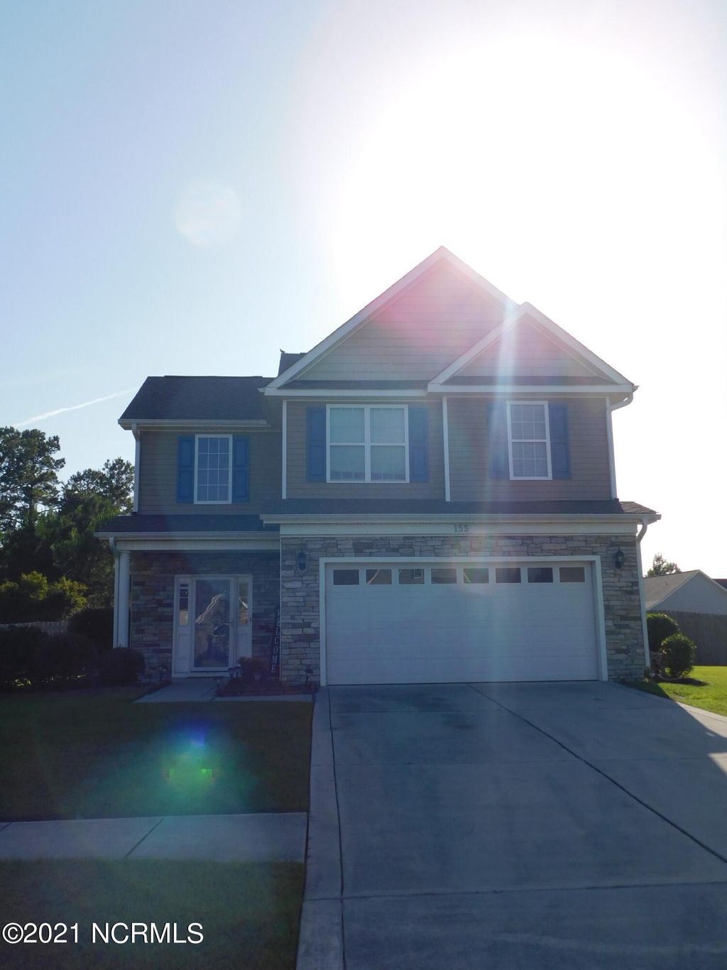 Photo of 153 Moonstone Court, Jacksonville, NC 28546 (MLS # 100571011)