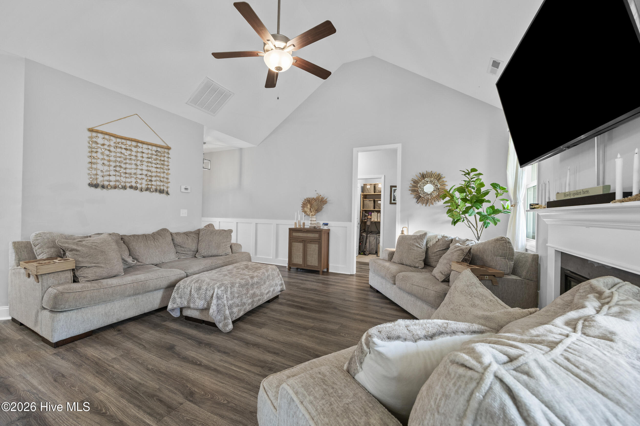 2120 Blue Bonnet Circle