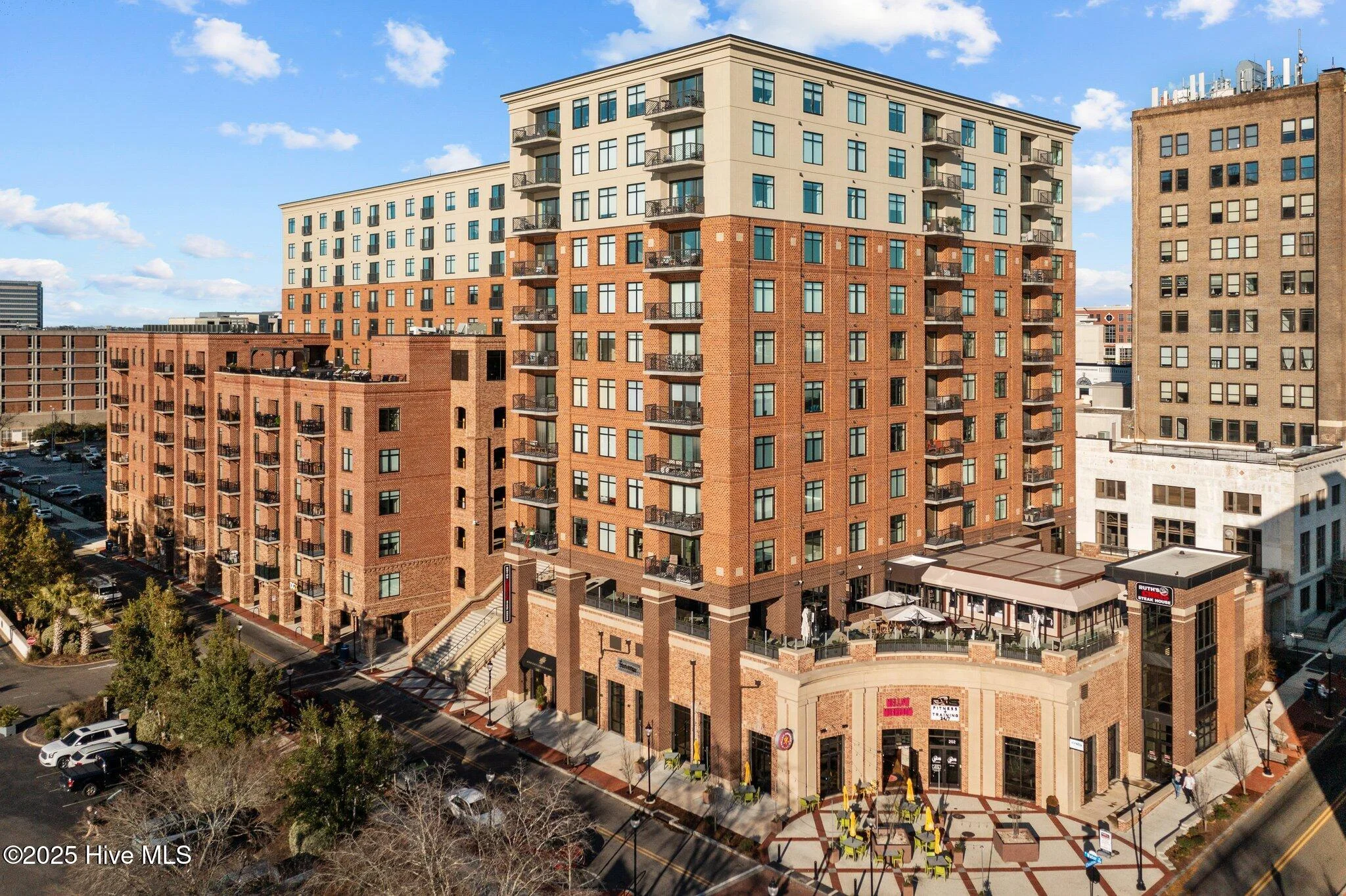 240 N Water Street Unit Apt 556